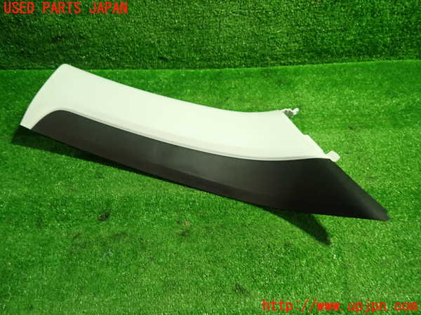 1UPJ-9234667655]ジープ・レネゲード(BV13PM)右フロントピラートリム 中古_2