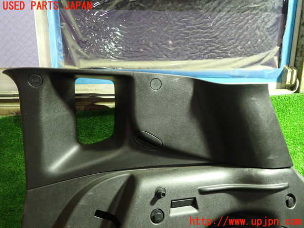 1UPJ-9234667675]ジープ・レネゲード(BV13PM)右リアピラートリム 中古_2