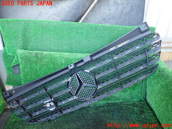 1UPJ-9234671050]ベンツ ビアノ(Viano) W639 (639811)ラジエターグリル 中古_3
