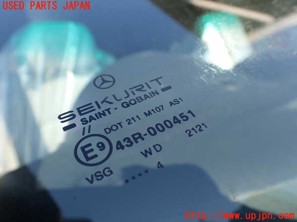 1UPJ-9234671195]ベンツ ビアノ(Viano) W639 (639811)フロントガラス 中古 SAINT-GOBAIN SEKURIT M107 43R-000451_3