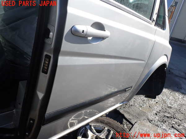 1UPJ-9234671230]ベンツ ビアノ(Viano) W639 (639811)右前ドア 中古 SAINT-GOBAIN SEKURIT M75 43R-000016_2