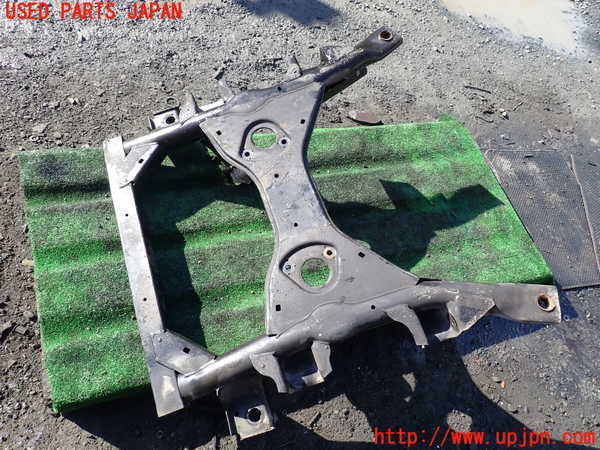 1UPJ-9234675285]ベンツ ビアノ(Viano) W639 (639811)フロントメンバー 中古_2