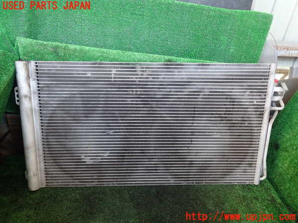 1UPJ-9234676031]ベンツ ビアノ(Viano) W639 (639811)エアコンコンデンサー1 中古_4