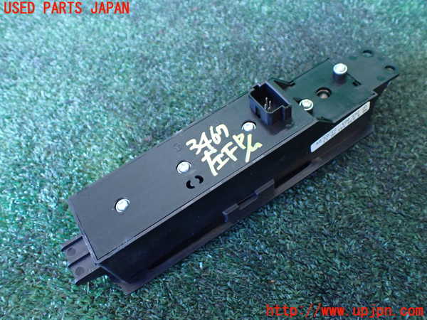 1UPJ-9234676245]ベンツ ビアノ(Viano) W639 (639811)左前パワーウィンドウスイッチ 中古_2