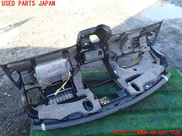 1UPJ-9234677505]ベンツ ビアノ(Viano) W639 (639811)ダッシュボード 中古_5