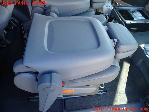 1UPJ-9234677145]ベンツ ビアノ(Viano) W639 (639811)右2列目シート 中古_4