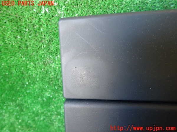 1UPJ-9234677841]ベンツ ビアノ(Viano) W639 (639811)小物入れ1 中古_2