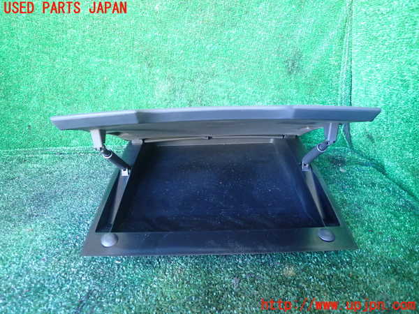 1UPJ-9234677841]ベンツ ビアノ(Viano) W639 (639811)小物入れ1 中古_3