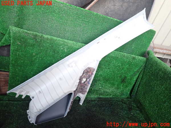 1UPJ-9234677660]ベンツ ビアノ(Viano) W639 (639811)左フロントピラートリム 中古_3