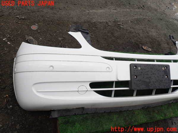 1UPJ-9234681010]ベンツ V350 W639 (639811C)フロントバンパー 中古_3
