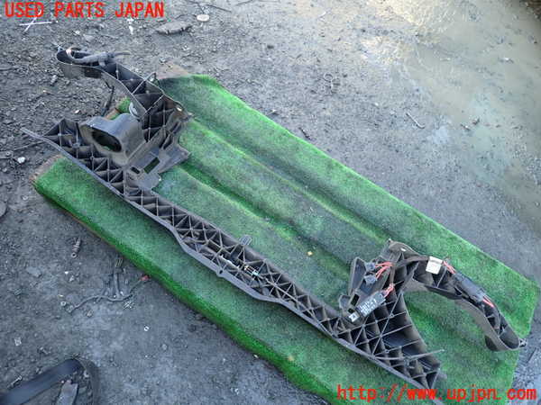 1UPJ-9234681040]ベンツ V350 W639 (639811C)アッパーコアサポート 中古_4