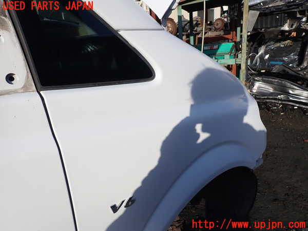 1UPJ-9234681080]ベンツ V350 W639 (639811C)右前フェンダー 中古_3