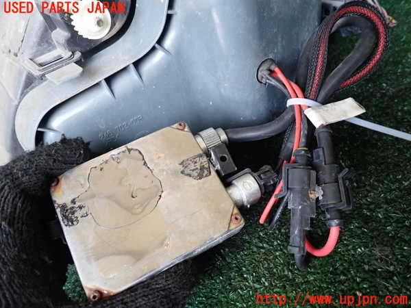 1UPJ-9234681130]ベンツ V350 W639 (639811C)右ヘッドライト HID 中古_4