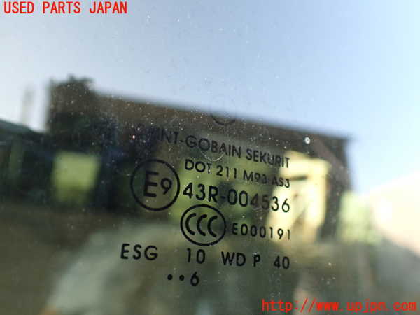 1UPJ-9234681380]ベンツ V350 W639 (639811C)右クォーターガラス 中古 SAINT-GOBAIN SEKURIT M93 43R-004536_3