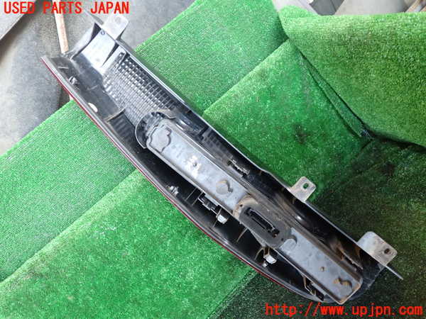 1UPJ-9234681530]ベンツ V350 W639 (639811C)右テールランプ 中古_2