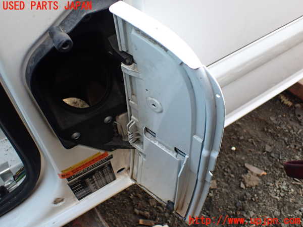 1UPJ-9234681690]ベンツ V350 W639 (639811C)フューエルリッド 中古_3