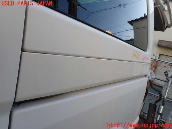 1UPJ-9234681362]ベンツ V350 W639 (639811C)左スライドレールカバー 中古_2