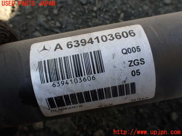 1UPJ-9234683410]ベンツ V350 W639 (639811C)リアプロペラシャフト 中古_2