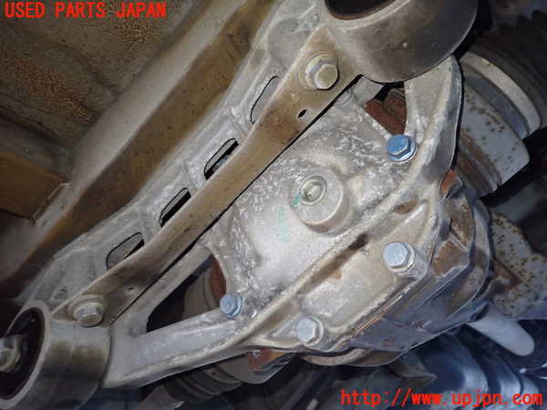 1UPJ-9234684355]ベンツ V350 W639 (639811C)リアデフ 中古_2