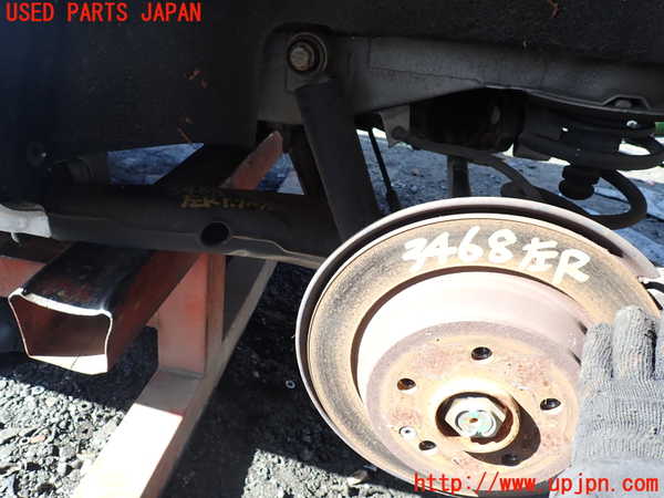 1UPJ-9234684305]ベンツ V350 W639 (639811C)左リアナックルハブ 中古_2