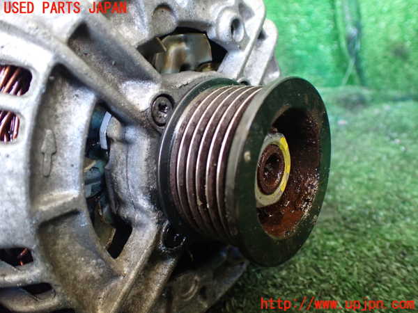 1UPJ-9234686015]ベンツ V350 W639 (639811C)オルタネーター(ダイナモ) 中古_3