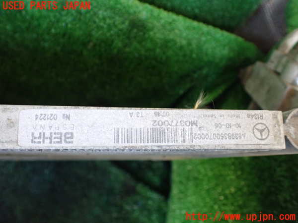 1UPJ-9234686031]ベンツ V350 W639 (639811C)エアコンコンデンサー1 中古_3