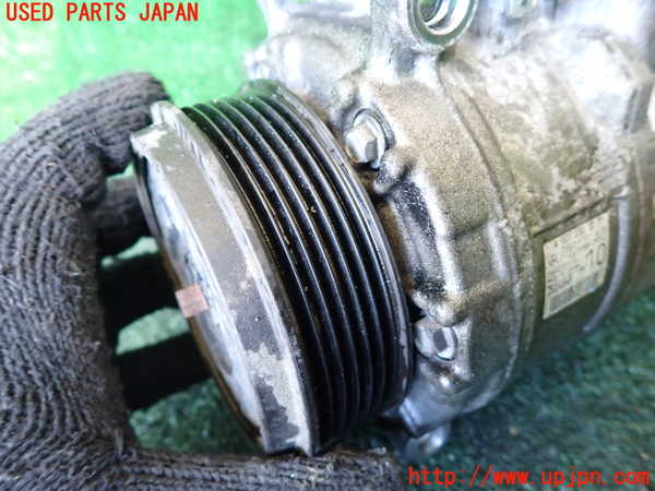 1UPJ-9234686025]ベンツ V350 W639 (639811C)エアコンコンプレッサー 中古_3