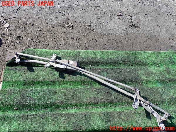 1UPJ-9234686770]ベンツ V350 W639 (639811C)フロントワイパーモーター 中古_2