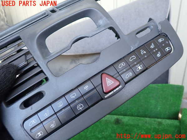 1UPJ-9234686290]ベンツ V350 W639 (639811C)ハザードスイッチ ジャンク_2