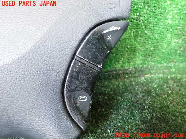 1UPJ-9234687865]ベンツ V350 W639 (639811C)運転席側エアバッグカバー 中古_2