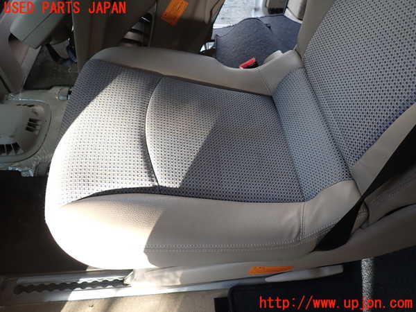 1UPJ-9234687175]ベンツ V350 W639 (639811C)左2列目シート 中古_3