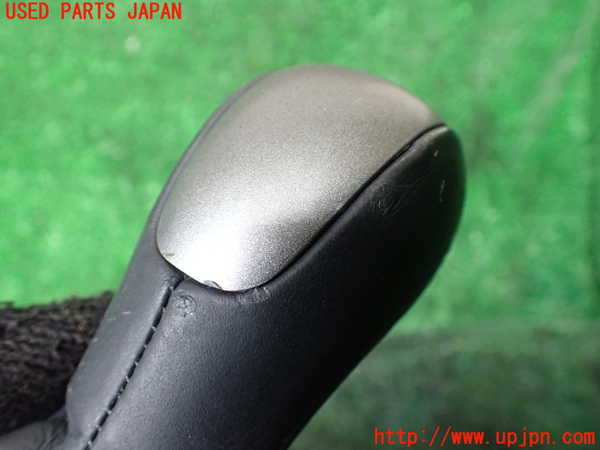 1UPJ-9234687570]ベンツ V350 W639 (639811C)シフトノブ 中古_2