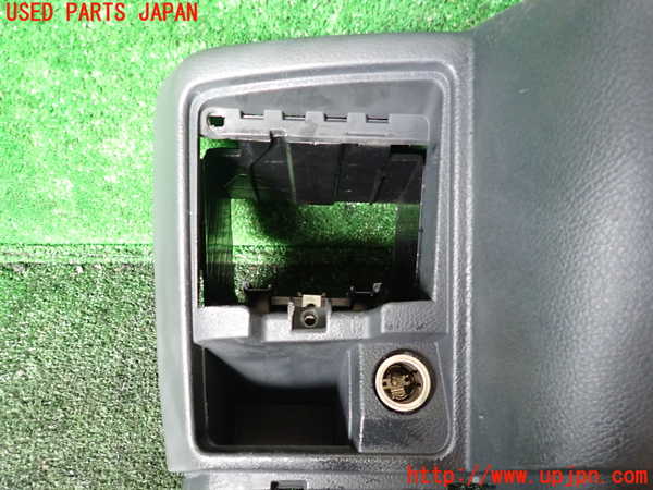 1UPJ-9234687540]ベンツ V350 W639 (639811C)センターコンソール 中古_2