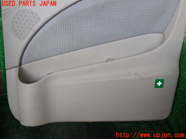 1UPJ-9234681234]ベンツ V350 W639 (639811C)右前ドア内張り 中古_3