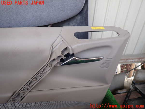 1UPJ-9234681264]ベンツ V350 W639 (639811C)左前ドア内張り 中古_2