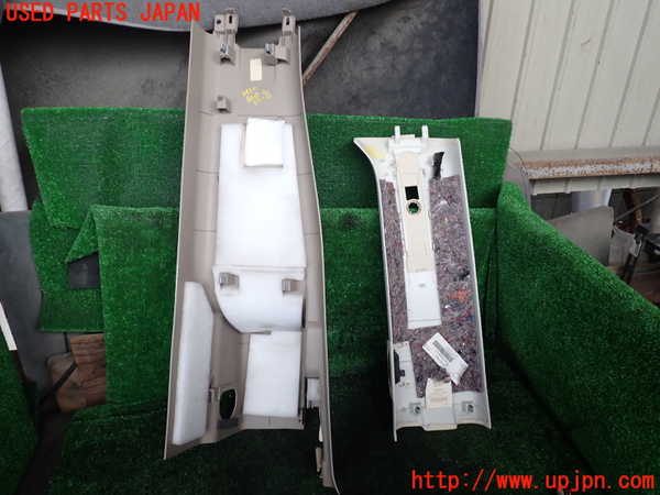 1UPJ-9234687665]ベンツ V350 W639 (639811C)右センターピラートリム 中古_2