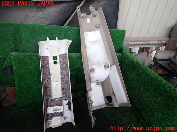 1UPJ-9234687670]ベンツ V350 W639 (639811C)左センターピラートリム 中古_2