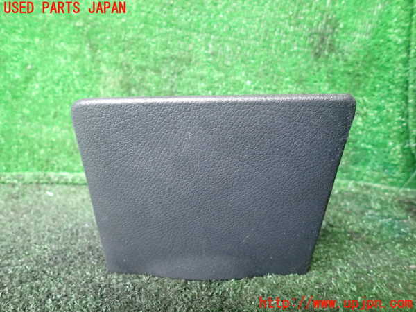 1UPJ-9234687810]ベンツ V350 W639 (639811C)ドリンクホルダー 中古_3