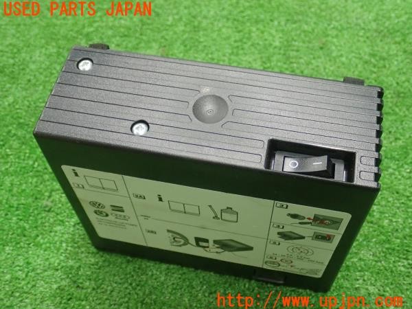 3UPJ=9234690625]アウディ A1 スポーツバック(8XCZE)純正 パンク修理キット エアコンプレッサー 中古_2