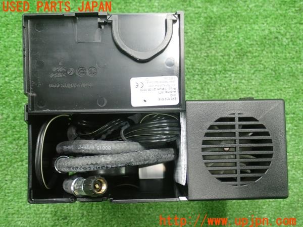 3UPJ=9234690625]アウディ A1 スポーツバック(8XCZE)純正 パンク修理キット エアコンプレッサー 中古_3