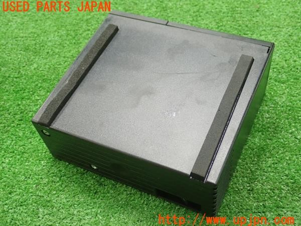 3UPJ=9234690625]アウディ A1 スポーツバック(8XCZE)純正 パンク修理キット エアコンプレッサー 中古_4