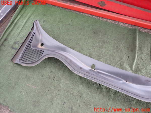 2UPJ-9234691190]アウディ・A1 スポーツバック(8XCZE)カウルトップ 中古_2