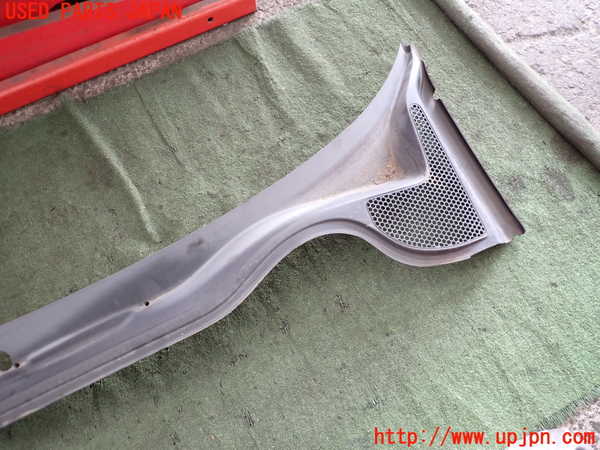 2UPJ-9234691190]アウディ・A1 スポーツバック(8XCZE)カウルトップ 中古_3