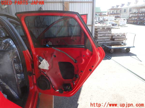 2UPJ-9234691290]アウディ・A1 スポーツバック(8XCZE)右後ドア 中古 SOLIVER M30A 43R-00081_4