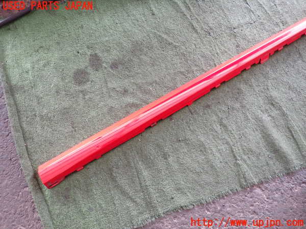 2UPJ-9234691390]アウディ・A1 スポーツバック(8XCZE)右サイドステップ 中古_3