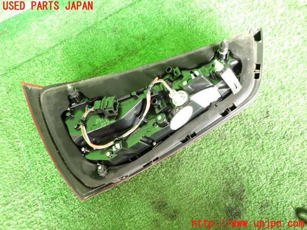 2UPJ-9234691530]アウディ・A1 スポーツバック(8XCZE)右テールランプ 中古_2