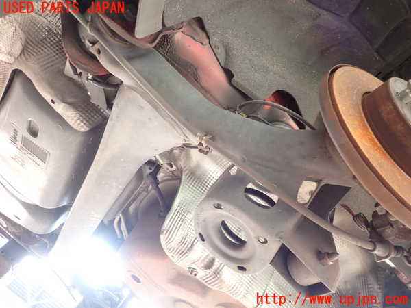 2UPJ-9234695380]アウディ・A1 スポーツバック(8XCZE)リアアクスルビーム 中古_3