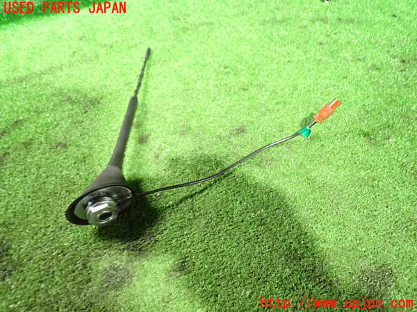 2UPJ-9234696550]アウディ・A1 スポーツバック(8XCZE)アンテナ 中古_3