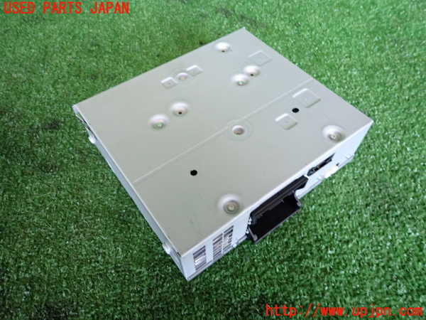 2UPJ-9234696470]アウディ・A1 スポーツバック(8XCZE)ラジオ 中古_2