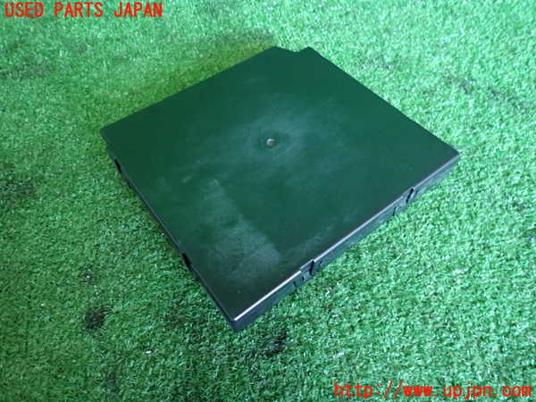 2UPJ-9234696146]アウディ・A1 スポーツバック(8XCZE)コンピューター1 中古 8X0907063AC_2